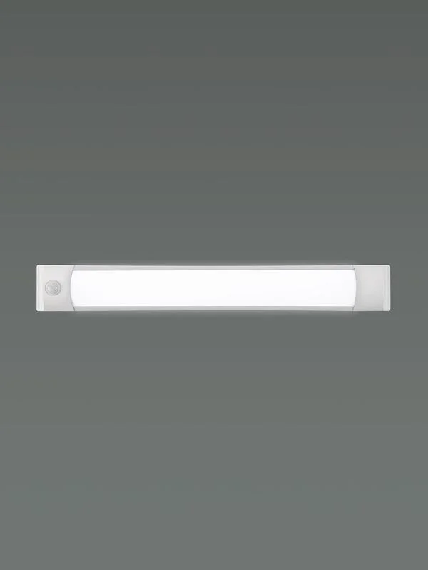 Светодиодный светильник LED ДПО 3017 18Вт 1650лм 4500К Компакт с датчиком Народный